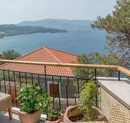 Grand View Afrodite Митимна Екстериор снимка